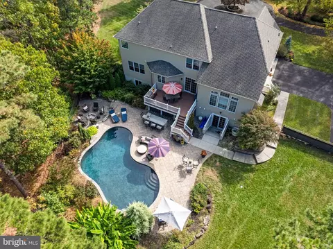 View/Area - 6 Fox Hill Dr, Southampton, NJ 08088 photo 1 of 7