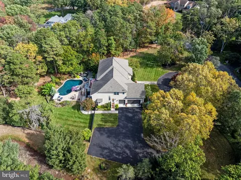 View/Area - 6 Fox Hill Dr, Southampton, NJ 08088 photo 4 of 7
