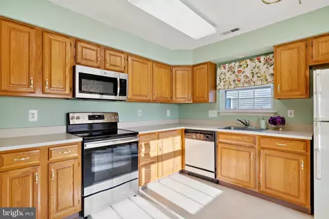 403 Aster Pl, Mount Laurel, NJ 08054 photo 10