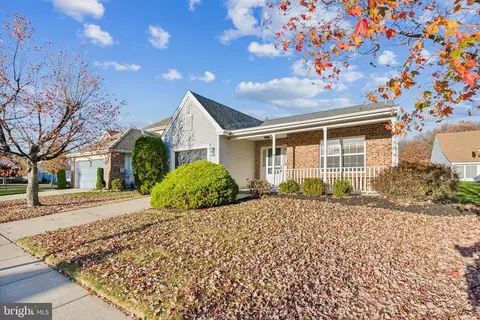 403 Aster Pl, Mount Laurel, NJ 08054 photo 5