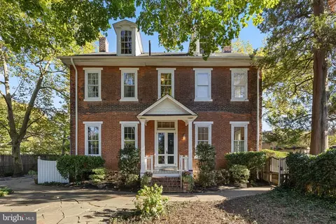 608 Highland Ave, Palmyra, NJ 08065
