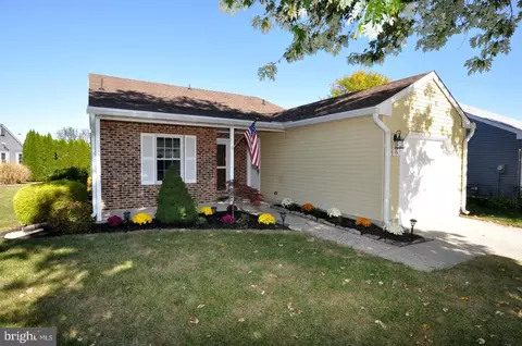 113 Bastian Dr, Mount Laurel, NJ 08054