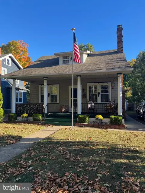 608 Lincoln Ave, Palmyra, NJ 08065