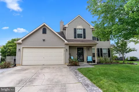 Exterior - 17 Springcress Dr, Delran, NJ 08075 photo 2 of 8