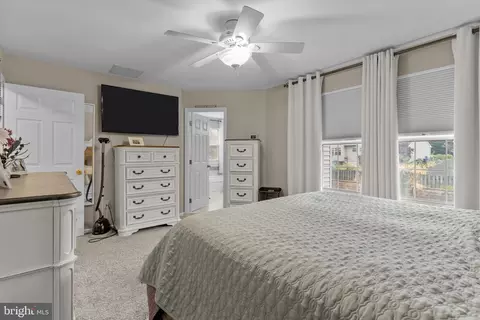 Bedroom - 17 Springcress Dr, Delran, NJ 08075 photo 4 of 4