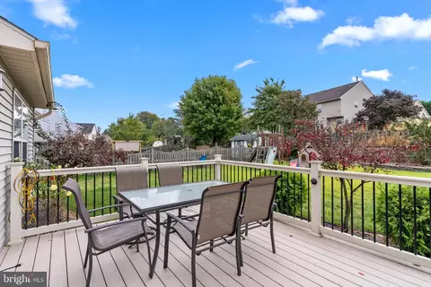 Exterior - 17 Springcress Dr, Delran, NJ 08075 photo 4 of 8