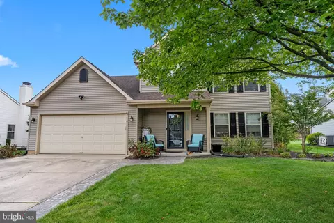 17 Springcress Dr, Delran, NJ 08075