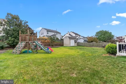 Exterior - 17 Springcress Dr, Delran, NJ 08075 photo 7 of 8