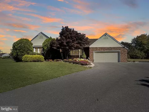 39 Columbus Jobstown Rd, Columbus, NJ 08022