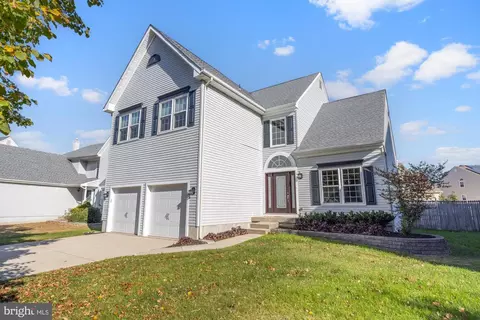 22 Ann Dr, Mount Laurel, NJ 08054