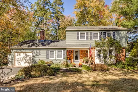 102 Wabun Trl, Medford Lakes, NJ 08055
