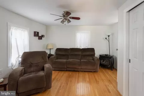 24633 E Main St, Columbus, NJ 08022 photo 15
