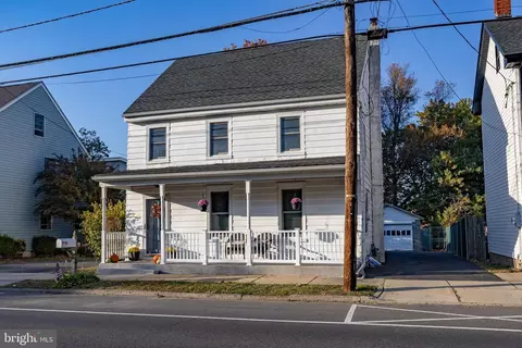 24633 E Main St, Columbus, NJ 08022
