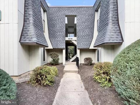 25 S Church Rd #75, Maple Shade, NJ 08052