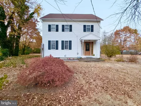 401 Jacobstown Cookstown Rd, Wrightstown, NJ 08562