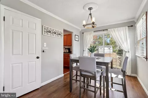 Dining - 335 Ithaca Ave, Delran, NJ 08075 photo 2 of 4
