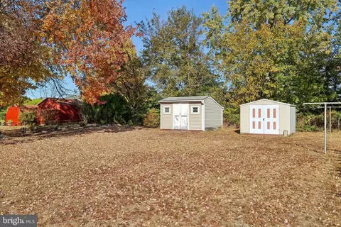 Exterior - 335 Ithaca Ave, Delran, NJ 08075 photo 3 of 7