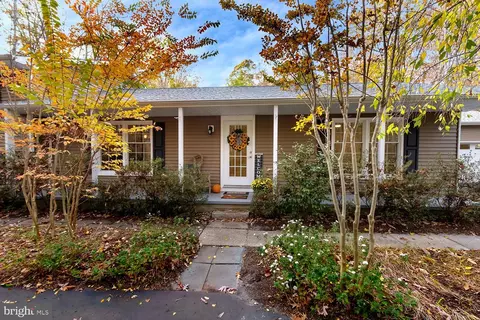 4 Pin Oak Ct, Tabernacle, NJ 08088