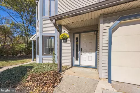 204 Kettering Ct, Marlton, NJ 08053