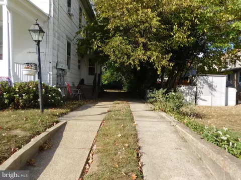 Exterior - 320 Walter Ave, Delanco, NJ 08075 photo 4 of 10