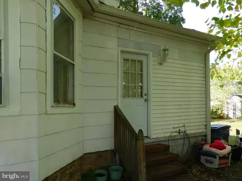 Exterior - 320 Walter Ave, Delanco, NJ 08075 photo 6 of 10