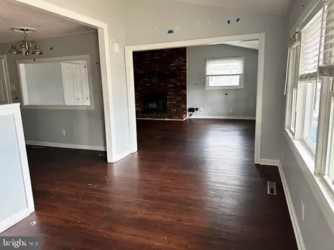 Living - 315 Collins Ln, Maple Shade, NJ 08052 photo 1 of 2