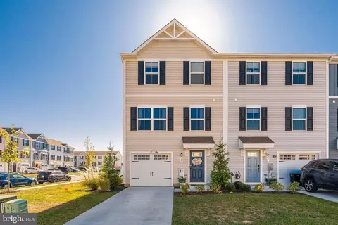 30 E Jones Ave, Edgewater Park, NJ 08010