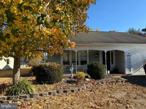 41 Westminster Dr S, Southampton, NJ 08088