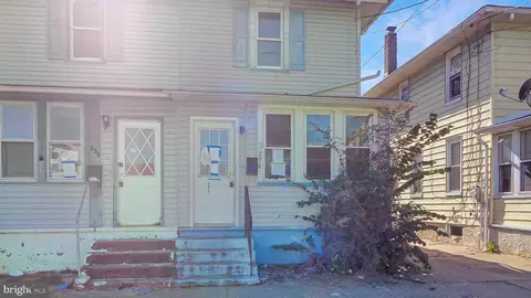 236 Filmore St, Riverside, NJ 08075