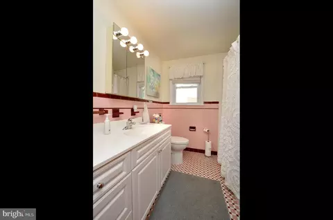 143 Spruce Ave, Maple Shade, NJ 08052 photo 9