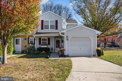 12 Pamlico Ct, Bordentown, NJ 08505