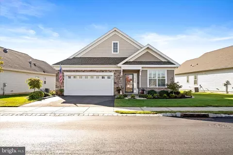 27 Beach Dr, Eastampton, NJ 08060
