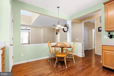 Entry Way - 8 Wolverton, Delanco, NJ 08075 photo 2 of 5