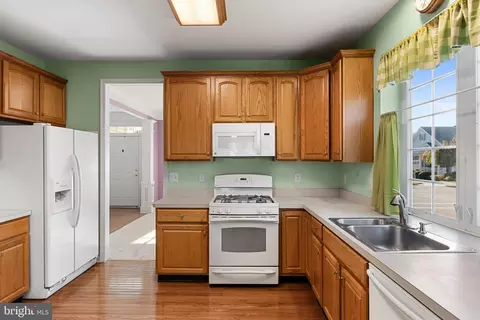 Kitchen - 8 Wolverton, Delanco, NJ 08075 photo 1 of 3