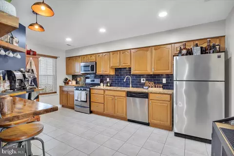 Kitchen - 24 E Oleander Dr, Mount Laurel, NJ 08054 photo 1 of 3