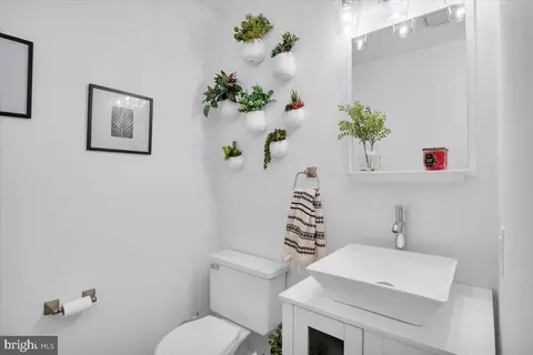 Bath - 24 E Oleander Dr, Mount Laurel, NJ 08054 photo 1 of 2