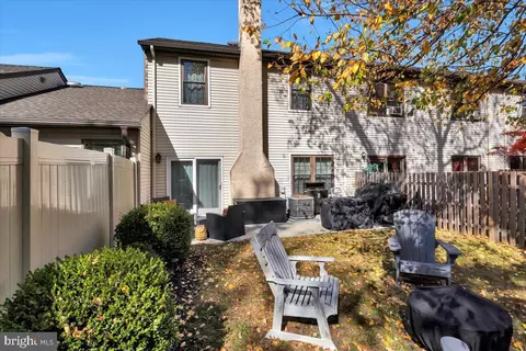 Exterior - 24 E Oleander Dr, Mount Laurel, NJ 08054 photo 2 of 4