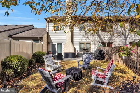 Exterior - 24 E Oleander Dr, Mount Laurel, NJ 08054 photo 3 of 4