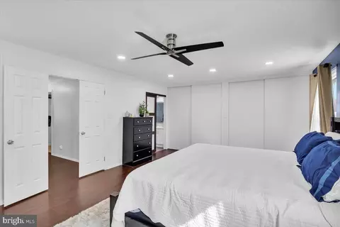 Bedroom - 24 E Oleander Dr, Mount Laurel, NJ 08054 photo 2 of 3