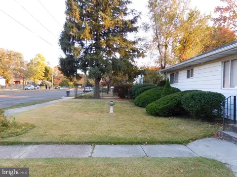 409 West Ave, Delanco, NJ 08075 photo 3
