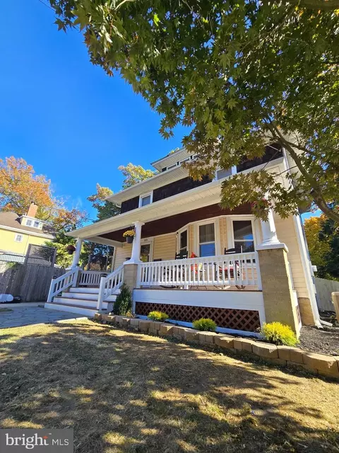 105 W Chestnut St, Bordentown, NJ 08505