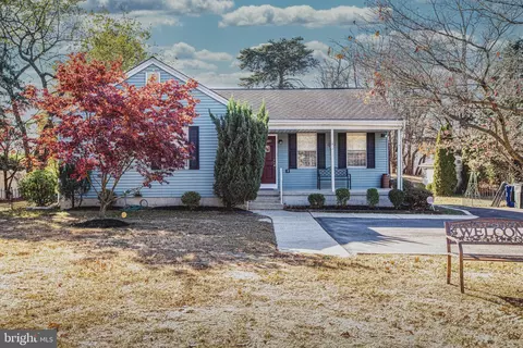 430 E Front St, Florence, NJ 08518