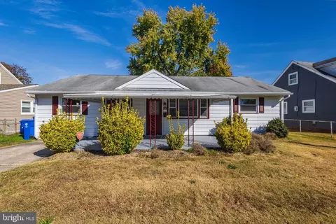 808 Mount Rd, Burlington, NJ 08016