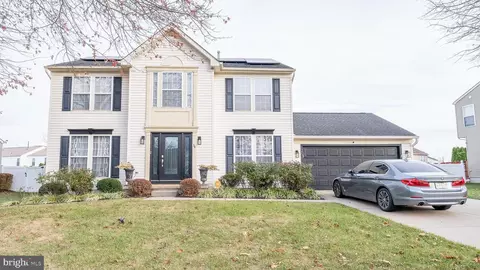 36 Equestrian Dr, Burlington, NJ 08016