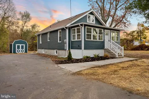 2098 Old York Rd, Florence, NJ 08518