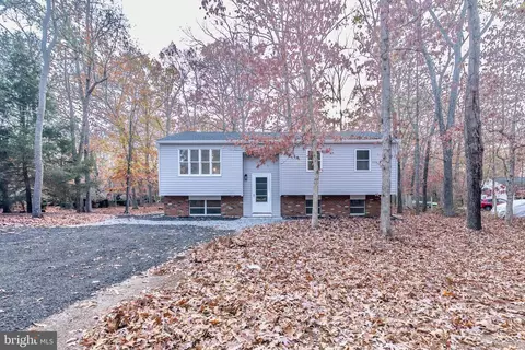 13 S Park Rd, Southampton, NJ 08088