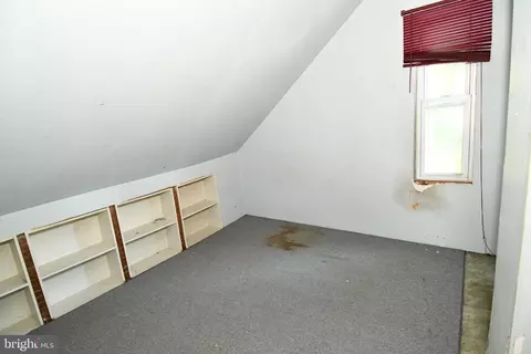 Bedroom - 728 Cooper St, Beverly, NJ 08010 photo 6 of 6