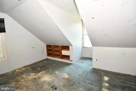 Bedroom - 728 Cooper St, Beverly, NJ 08010 photo 5 of 6