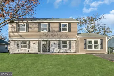 59 Middlebury Ln, Willingboro, NJ 08046