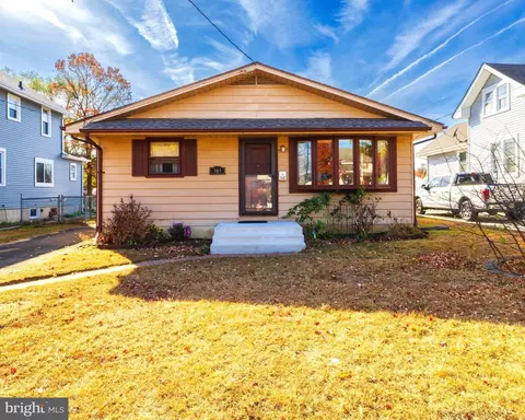 314 Lippincott Ave, Riverside, NJ 08075